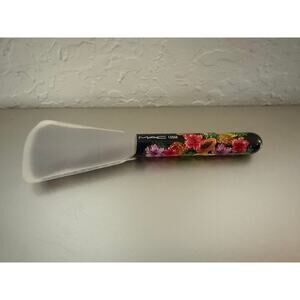 MAC Fruity Juicy 125SE Split Fibre Face Brush – Limited Edition Tropical Handle